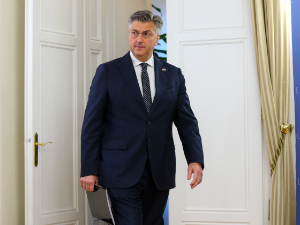 Пленковић сменио министра привреде након текста у Националу