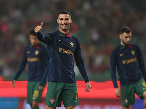 Роналдо предводи Португалце на Европском првенству