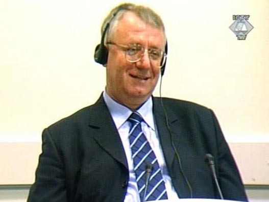 Vojislav%20Seselj.jpg