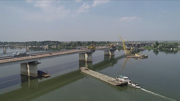 Most preko Save kod Ostružnice