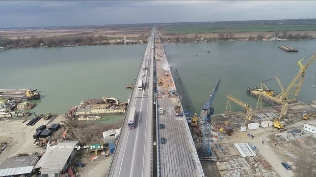 Изградња моста преко Саве код Остружнице