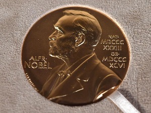 The Nobel Prize in Chemistry was awarded to Benjamin List and David McMillan thumbnail