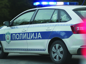 Ухапшен мушкарац у Руми, користио податке са комшијине картице за клађење