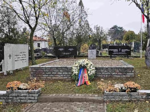 Француска амбасада у Приштини разматра враћање споменика палим српским војницима на претходно место