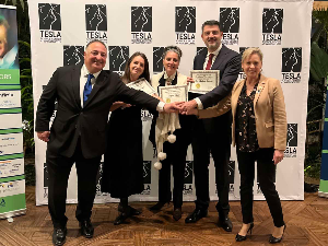 Нови Тесла амбасадори: Илон Маск и научници „Ворденклифа“