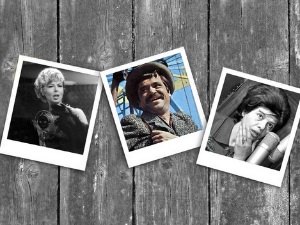 Глумци певају