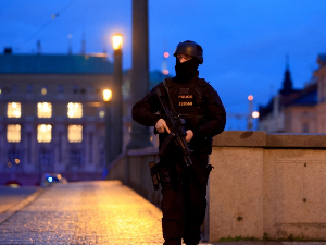 Масовна пуцњава на факултету у Прагу, најмање 15 убијених и 24 рањена