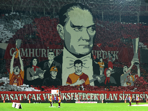 Ататурков "Мир на свету" одложио турски Суперкуп