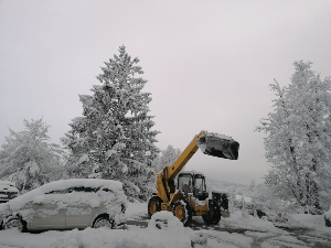 На фотографијама снежна идила у Словенији, у стварности бројни проблеми за грађане