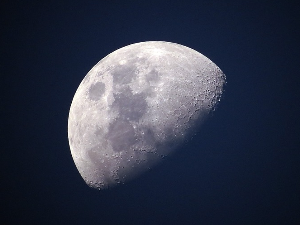 Јапански астроном снимио тренутак удара метеорита у Месец