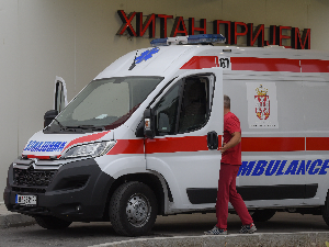 Саобраћајна незгода у тунелу Муњино брдо на ауто-путу Милош Велики, три особе повређене