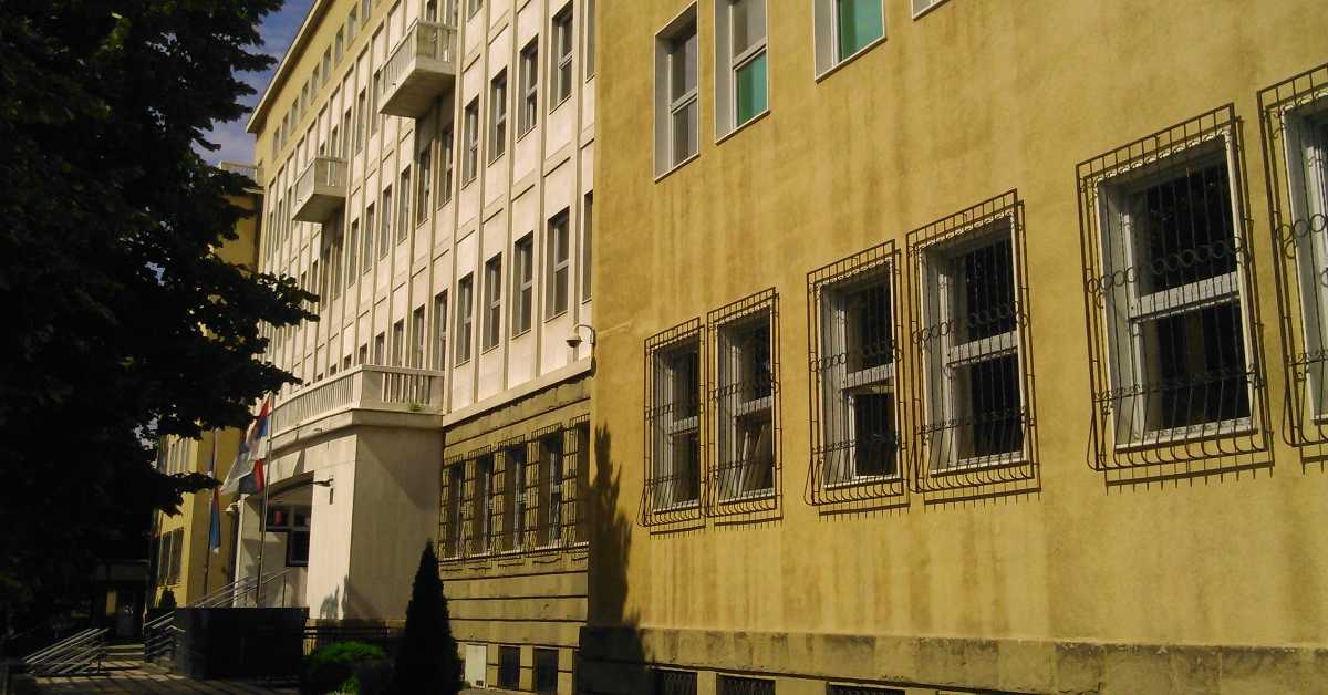 Саслушан судија Прекршајног суда у Лозници и петоро осумњичених, за троје предложен притвор