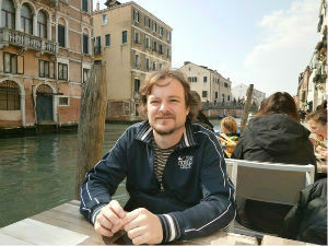 О Награди „Предраг Матвејевић”, о три македонске ауторке и једној студији