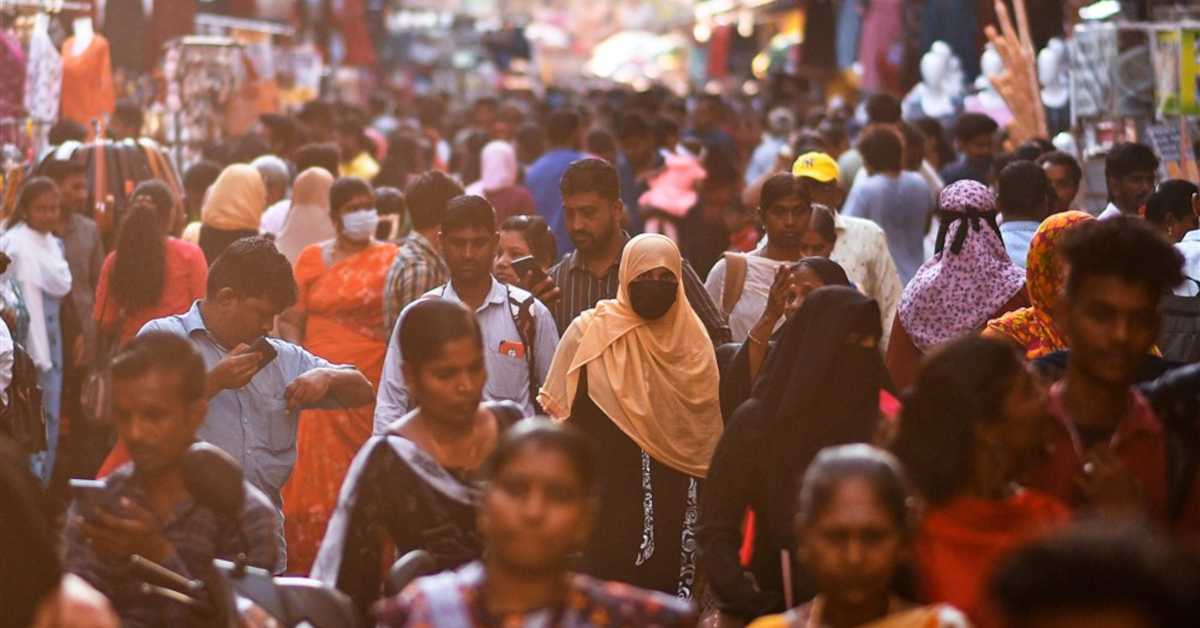 Индија престиже Kину по броју становника до средине године
