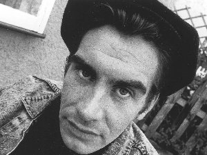 Преминуо музичар Марк Стјуарт