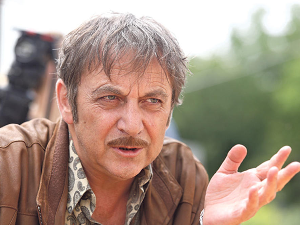 Пси лају ветар носи