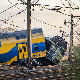 Путнички воз у Холандији искочио из шина – једна особа страдала, десетине повређених