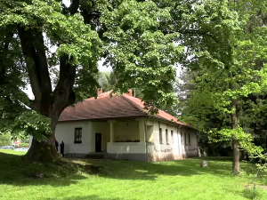 И млади и стари заједно за бољи живот и Наупару