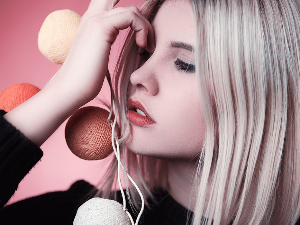 Како природним препаратима третирати косу која се брзо масти Како природним препаратима третирати косу која се брзо масти