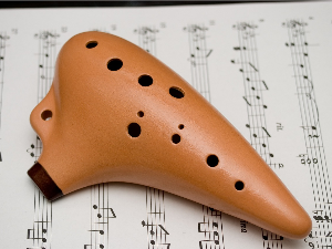 Свирај свирче – окарина 