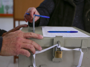 Грци на биралиштима на поновљеним парламентарним изборима