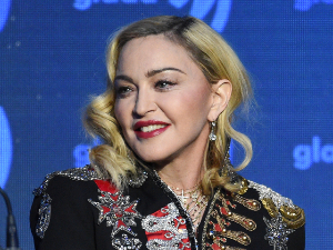 Мадона у болници због инфекције, одлаже почетак светске турнеје