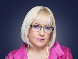 Мира Адања Полак - Ексклузивно: Испред времена - Мара Чабрић