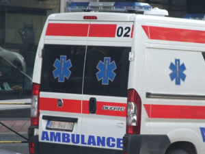 Удес на путу код Трстеника, тешко повређен возач камиона