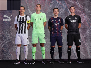 Фудбалски клуб Партизан промовисао нове дресове за предстојећу сезону