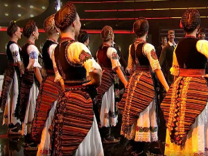 1001 Траг - Коло српских сестара 