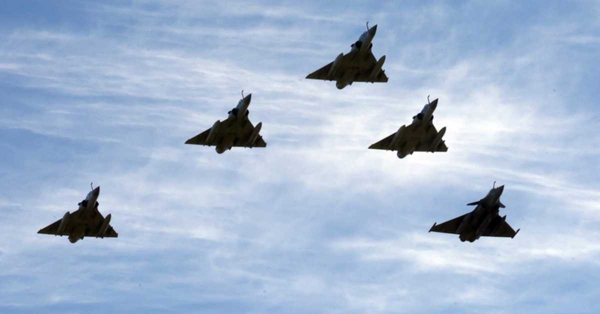 Француски и италијански ратни авиони на јапанском небу - да ли наговештавају мрачно доба сукоба 
