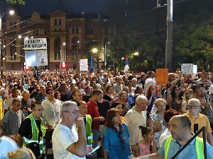 Протест "Србија против насиља" одржан тринаести пут у Београду