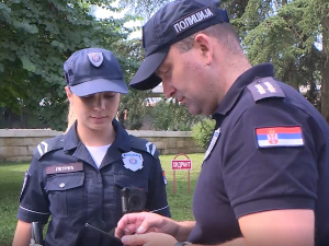 Камера на униформи – полицајац дужан да обавести грађане о снимању интервенције