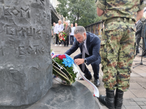 Положени венци на Споменик обешеним родољубима на Теразијама