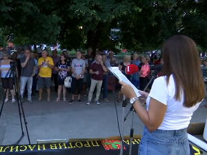 Протести "Србија против насиља" у више градова, у фокусу безбедност ђака и проблеми у школству