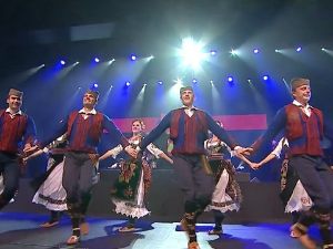 Коловођо ногом крени