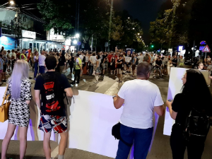 Протест против насиља у Крагујевцу, Нишу и Јагодини
