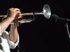 Свирај свирче - труба 