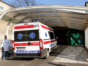 Судар камиона и аутобуса  на Панчевачком путу, четири особе повређене