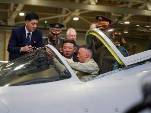 Ким Џонг Ун обишао руску фабрику борбених авиона