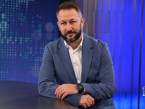 Око: Прасквица - један монах, једна рука и један пут