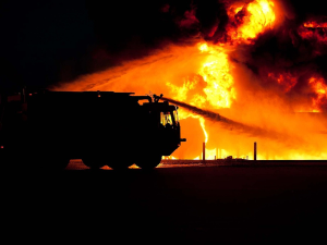 Угашен пожар у зони аеродрома и складишта нафте у Сочију