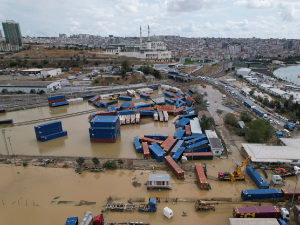 Поплаве на северозападу Турске, погинуло седам особа