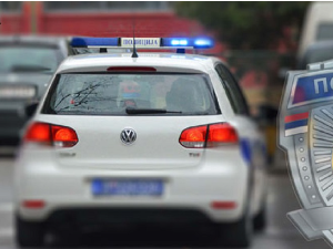 Филмска крађа аутомобила на Вождовцу – тренутак који је жену замало коштао "фијата"