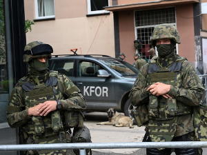 Кфор демантује приштинске медије: Јединице ВС нису упериле оружје у цивиле