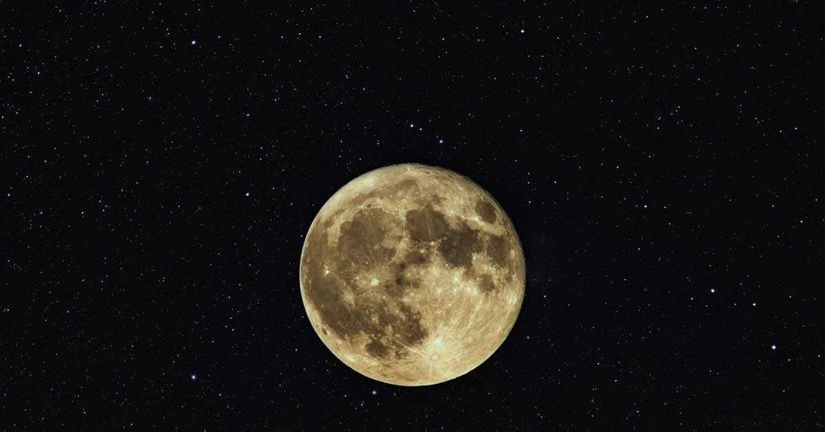 Месец је изгледа 40 милиона година старији него што смо мислили