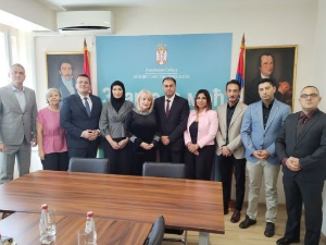 Смањен број ромских ђака који напуштају школовање