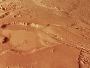 Испод Марсовог екватора крију се километарски дебеле наслаге леда