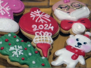 Медењаци среће – Владиславини колачићи са порукама у новогодишњем руху