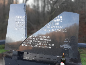 Поново уништена спомен-плоча Србима убијеним на Црном врху